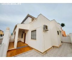 Terraced Houses en Venta en Torrevieja, Alicante