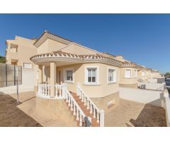 Chalet en Venta en San Miguel de Salinas, Alicante