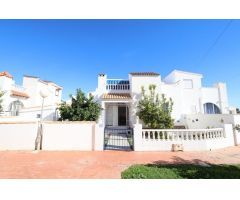 Chalet en Venta en Orihuela Costa, Alicante