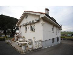 Chalet en Venta en Hinojedo, Cantabria