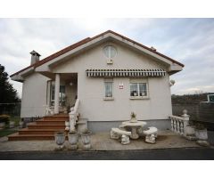 Chalet en Venta en Hinojedo, Cantabria
