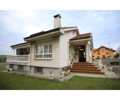 Chalet en Venta en Hinojedo, Cantabria