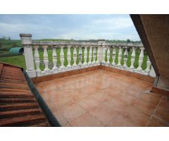 Chalet en Venta en Hinojedo, Cantabria