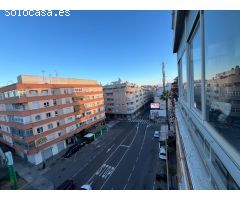 PISO SITUADO EN EL CENTRO DE TORREVIEJA 3D MUY AMPLIO
