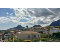 Chalet en Venta en la Nucia, Alicante