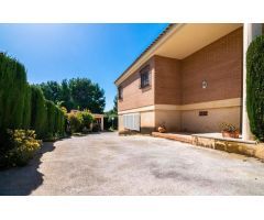 Chalet en Venta en la Nucia, Alicante