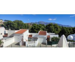 Chalet en Venta en la Nucia, Alicante