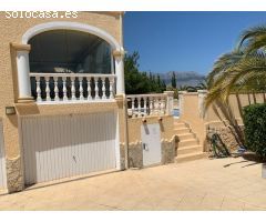 Chalet en Venta en la Nucia, Alicante
