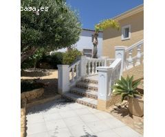 Chalet en Venta en la Nucia, Alicante