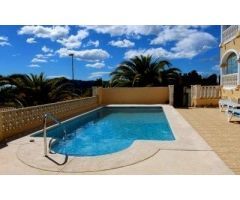 Chalet en Venta en la Nucia, Alicante