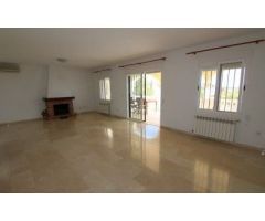 Chalet en Venta en la Nucia, Alicante