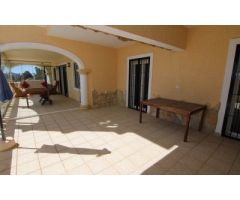 Chalet en Venta en la Nucia, Alicante