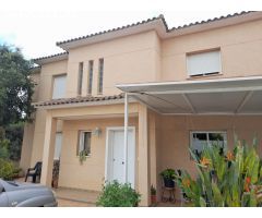 Chalet en Venta en la Nucia, Alicante