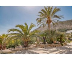 Chalet en Venta en Callosa dEn Sarria, Alicante