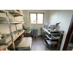 PLAYA XERACO (VALENCIA) - LOCAL COMERCIAL - SE VENDE
