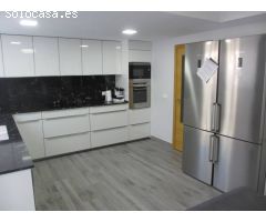AVENIDA DE VALENCIA (GANDIA) - ÁTICO DUPLEX - SE VENDE