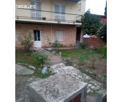 Chalet en Venta en Porqueres, Girona