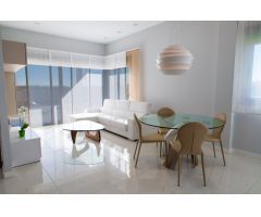 Villas independientes con amplio sótano, solarium y piscina privada en Orihuela Costa