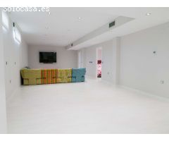 Villas independientes con amplio sótano, solarium y piscina privada en Orihuela Costa