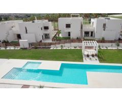 BUNGALOW PLANTA ALTA EN UN RESIDENCIAL DE OBRA NUEVA EN LA FINCA GOLF (ALGORFA)