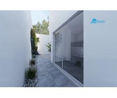 Chalet pareado en venta con piscina privada  en Los Alcázares