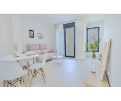 Chalet adosado a la venta con piscina privada en Guardamar del Segura