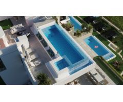 Ático de 3 dormitorios con solarium y piscina privada a la venta en Las Colinas Golf