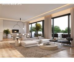 Ático de 3 dormitorios con solarium y piscina privada a la venta en Las Colinas Golf
