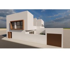 Adosado de 3 dormitorios con piscina privada a la venta en San Javier.