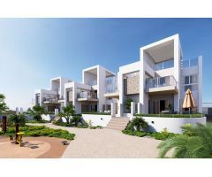 Bungalow de planta alta de 2 dormitorios con solarium privado a la venta en Ciudad Quesada