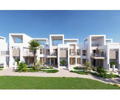 Bungalow de planta alta de 2 dormitorios con solarium privado a la venta en Ciudad Quesada