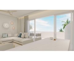 Bungalow de planta alta de 3 dormitorios con solarium privado a la venta en Torre de la Horadada.