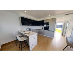 Villa pareada de 3 dormitorios a la venta en Resort de Golf(Algorfa)