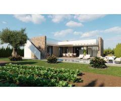 Chalet de 3 dormitorios en una planta con solarium y piscina privada en Golf Resort, Murcia