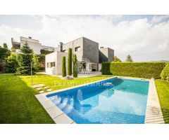 Casa en venta moderna en el Golf de Vallromanes - Barcelona