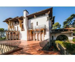 Mansión modernista y singular con vistas al mar en Llavaneres - Costa Barcelona