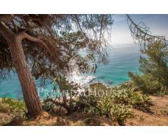 Terreno con magníficas vistas mar-Arenys de Mar