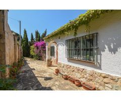 Casa en venta con piscina y espectaculares vistas en Lloret de Mar