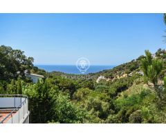 Casa en venta con piscina y espectaculares vistas en Lloret de Mar