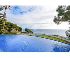 Villa con espectaculares vistas al mar en Lloret de Mar