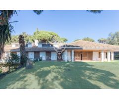 Impresionante casa en parcela plana en Sant Andreu de Llavaneres- Rocaferrera