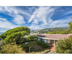En venta la casa más original y con las mejores vistas de toda la Costa de Barcelona.