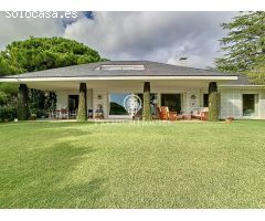 Casa en venta con maravillosas vista al mar en Sant Vicenç de Montalt