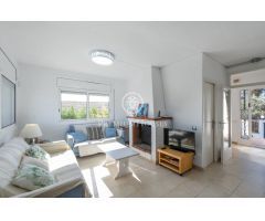 Casa en venta con fantásticas vistas y piscina en Sant Pol de Mar