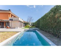 Espectacular casa en Vallromanes con piscina