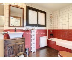 Casa en venta en Arenys de Munt con vistas espectaculares al mar y a la montaña