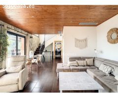 Casa en venta en Arenys de Munt con vistas espectaculares al mar y a la montaña