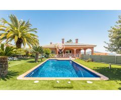 Casa independiente en venta en Argentona