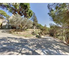 Preciosa casa estilo inglés situada en l’Ametlla del Vallès