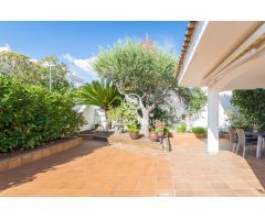 Casa en venta con licencia turística en Sant Pol de Mar